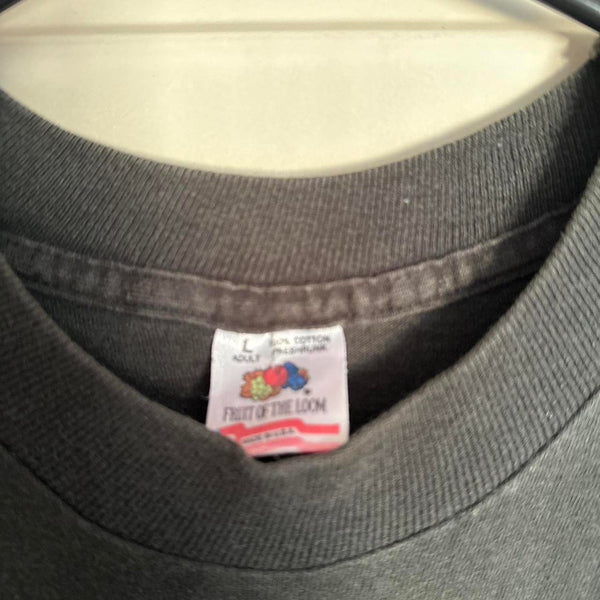 Vintage pearl jam concert tee